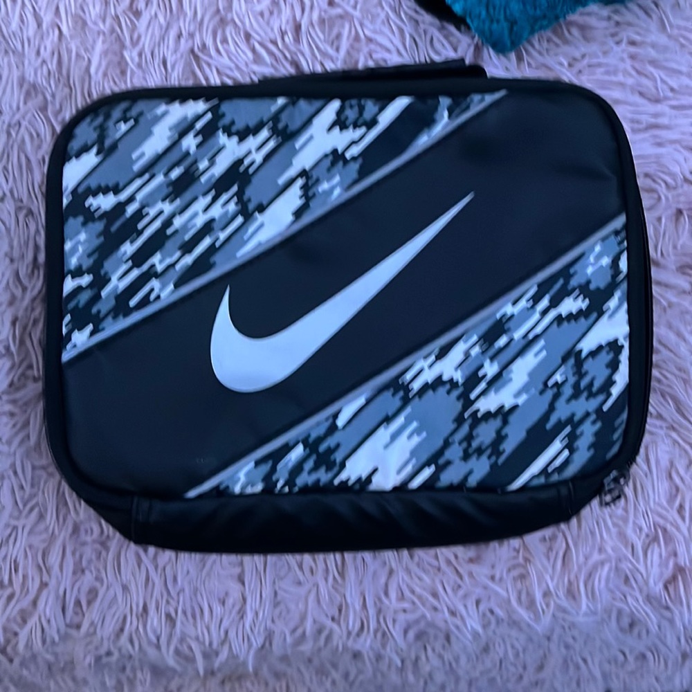 Nike lunch box